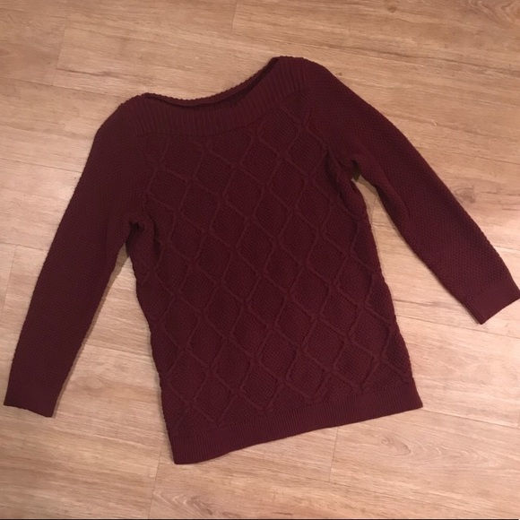 LOFT Sweaters - LOFT burgundy maroon knit scoop neck sweater